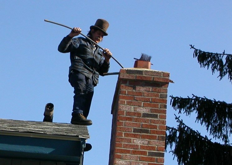Как прочистить дымоход, не залезая на крышу